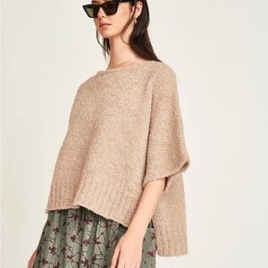 Mirth fez bouclé top size S